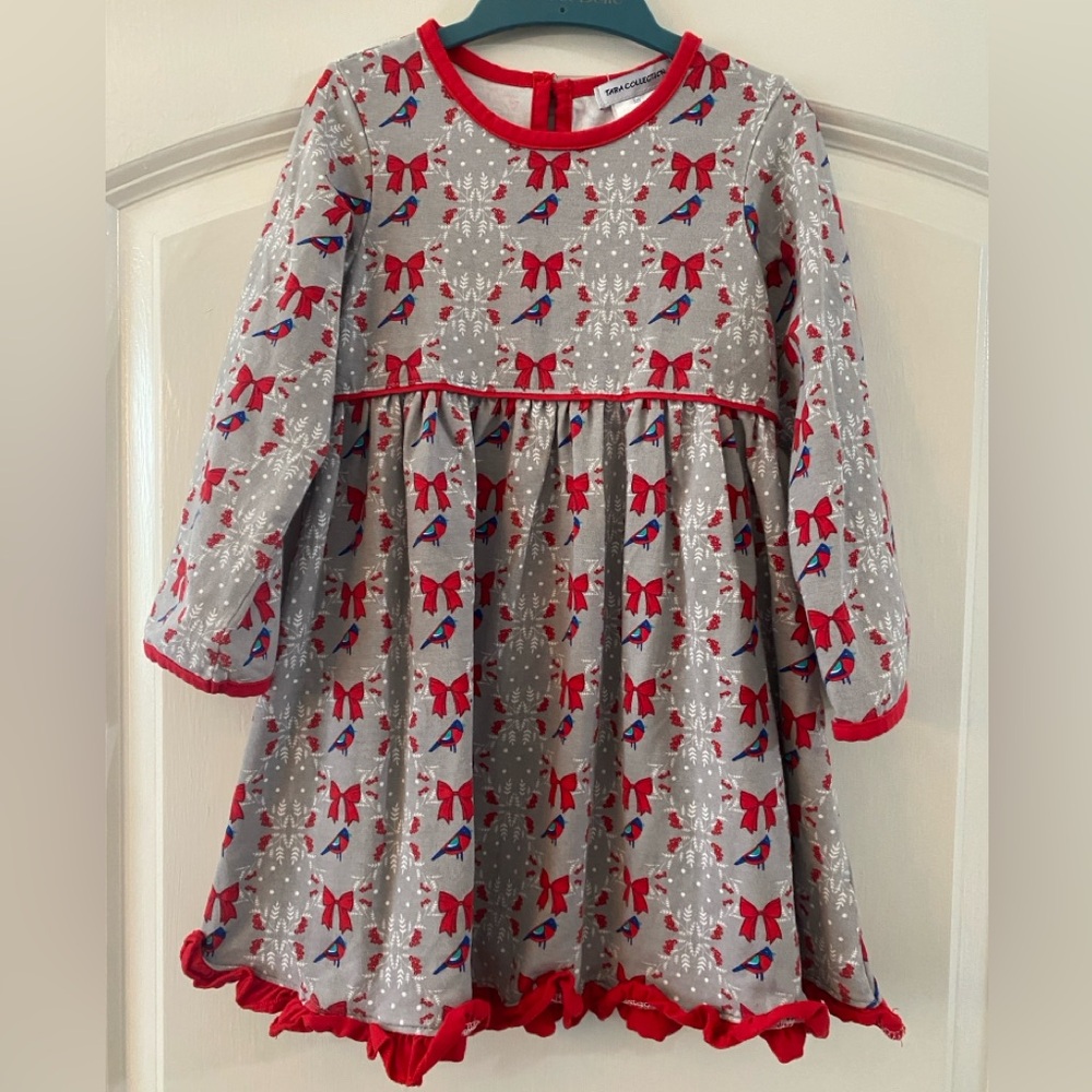 Tara Collection Christmas Dress / Size 4 / EUC